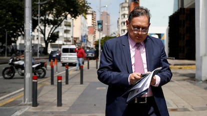 José Vicente Haro, abogado de González.